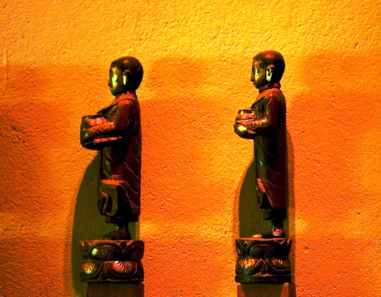 Hảo tâm xuất gia